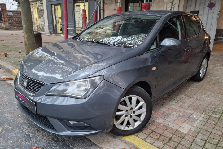 SEAT IBIZA