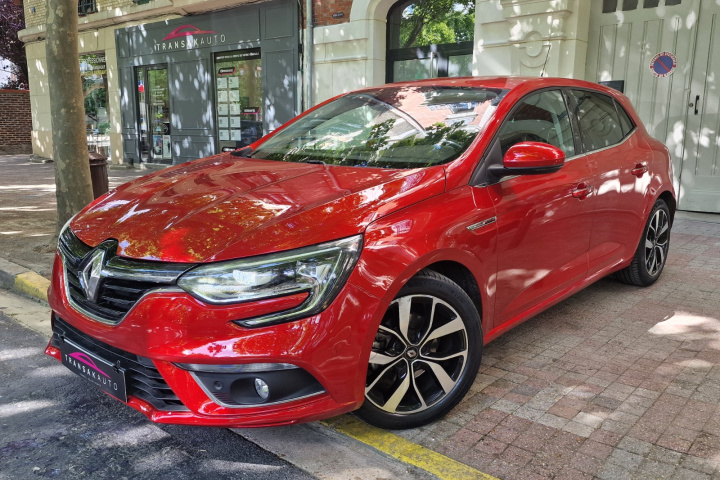 RENAULT MEGANE IV BERLINE