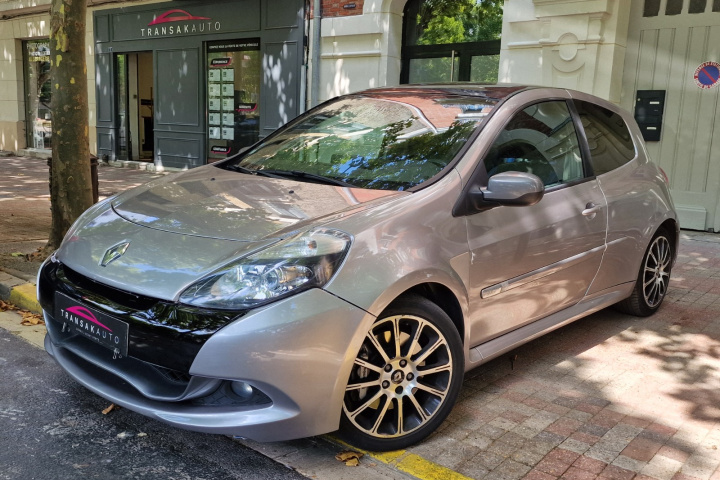 RENAULT CLIO III