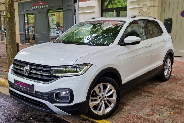 VOLKSWAGEN T-CROSS