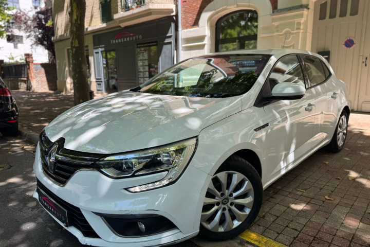 RENAULT MEGANE IV BERLINE BUSINESS