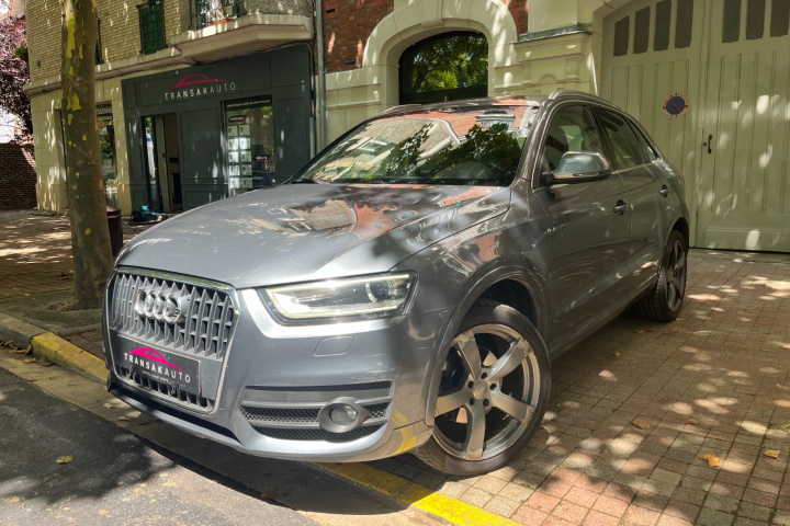 AUDI Q3